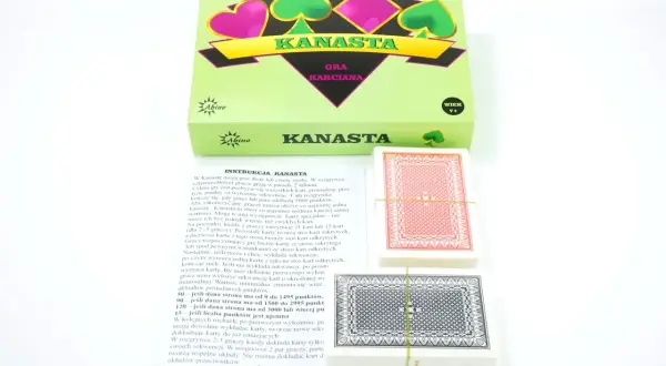 Kanasta: Ile kart, by wygrać? Sekrety talii i zasady rozdania